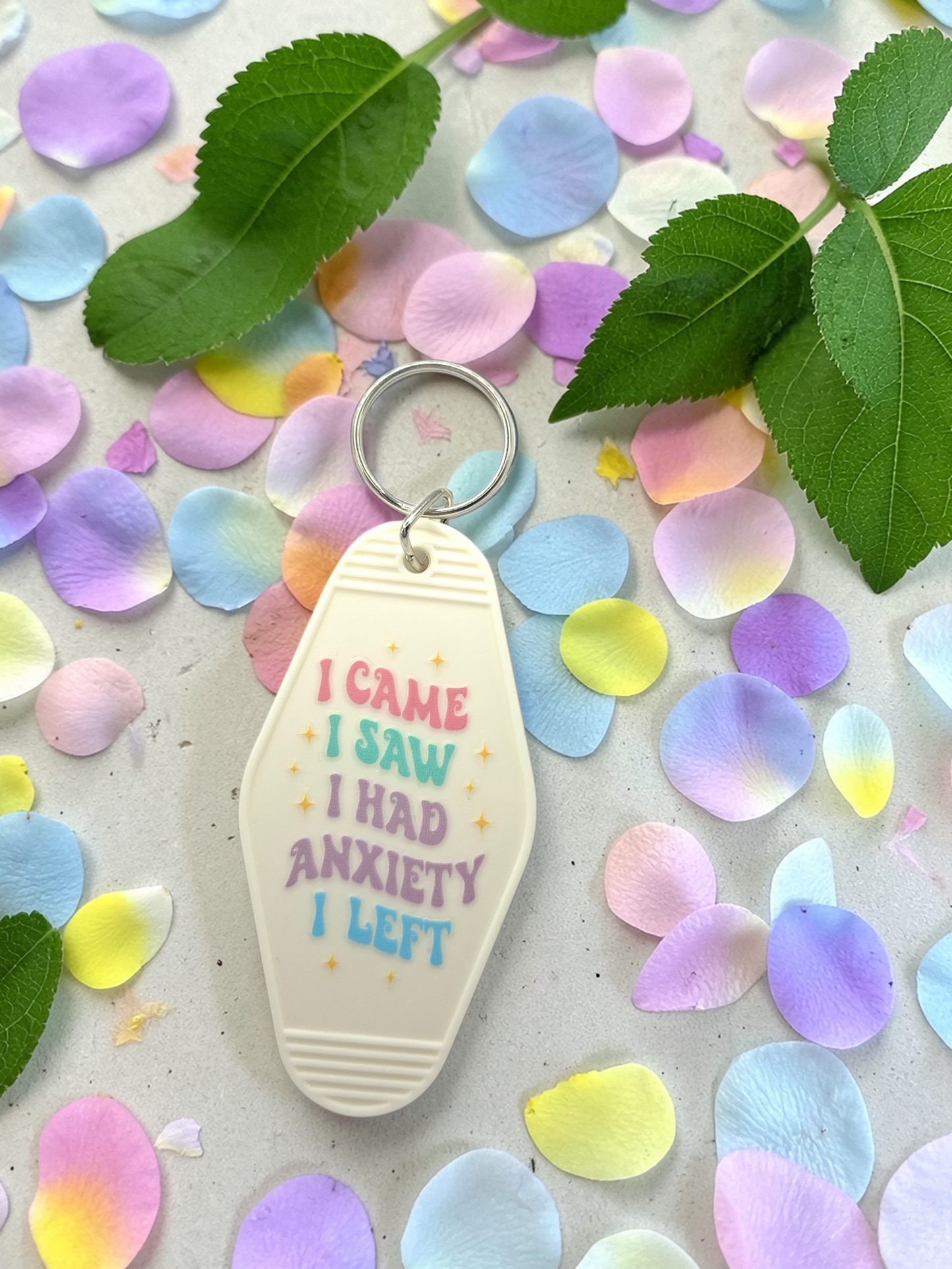 Brelok „I came, I saw, I had anxiety, I left” – retro motelowy